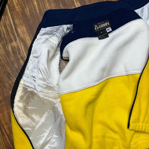 Fleece Vest - Picture 5 of 5